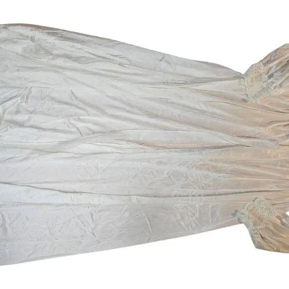 Vintage Shadow Line Robe – Ivory - Picture 12 of 14